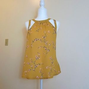 Express yellow flower print Keyhole back t…